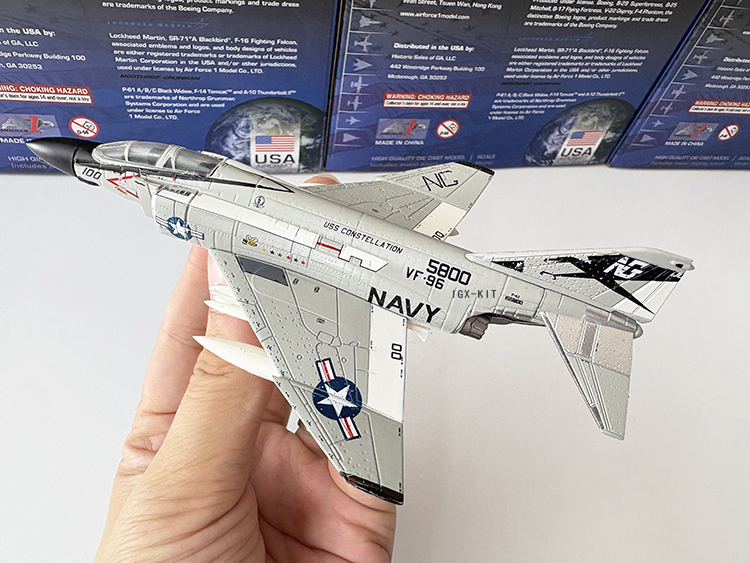 Model Kit Plane - 1/144 Scale US F-4 Phantom II