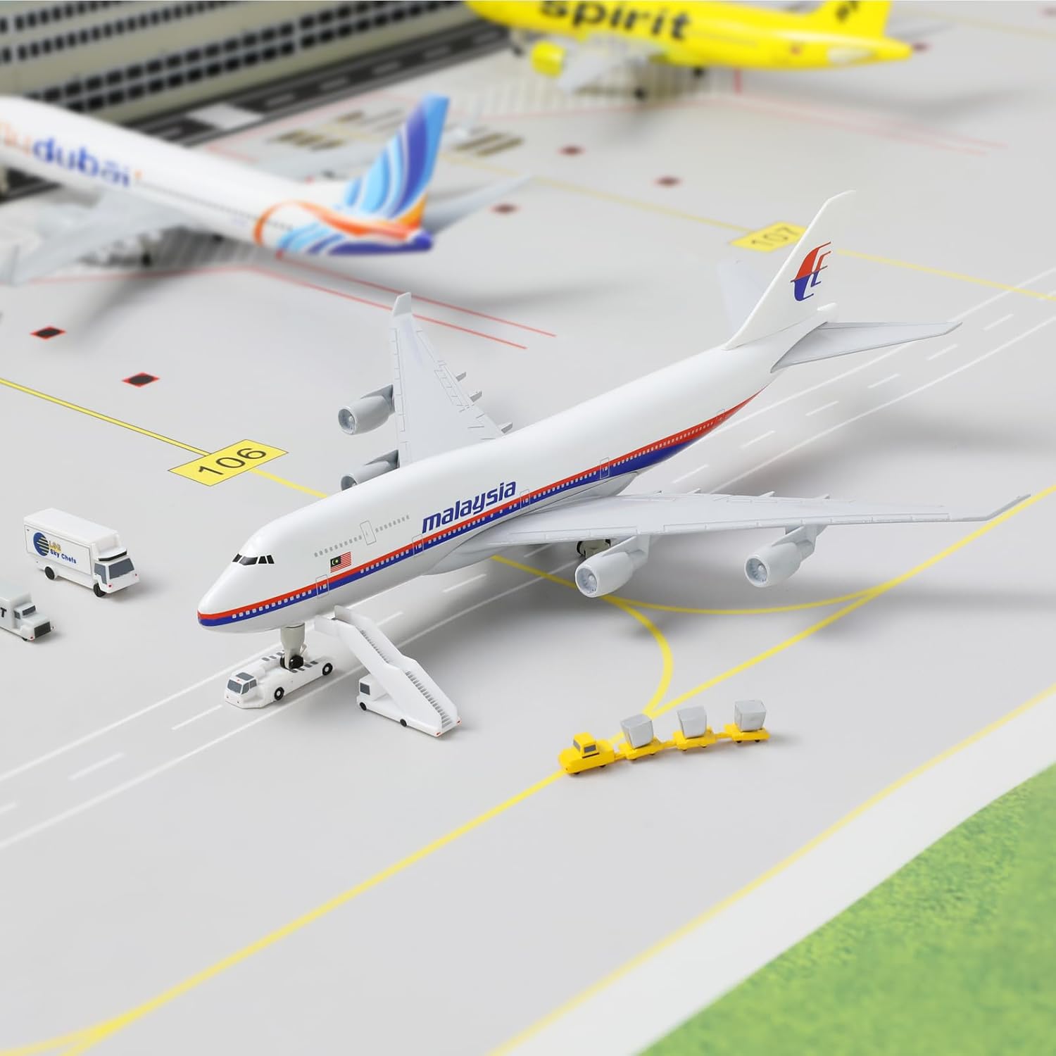 20cm Malaysia B747 Airplane Mo - Model Kit Plane บทวิจารณ์และราคา