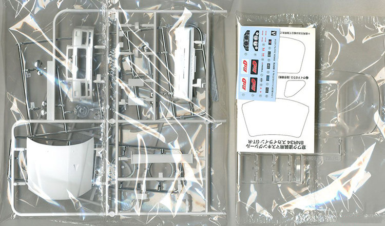 Aoshima 05733 1/24 Initial D S - Model Kit R34 บทวิจารณ์และราคา