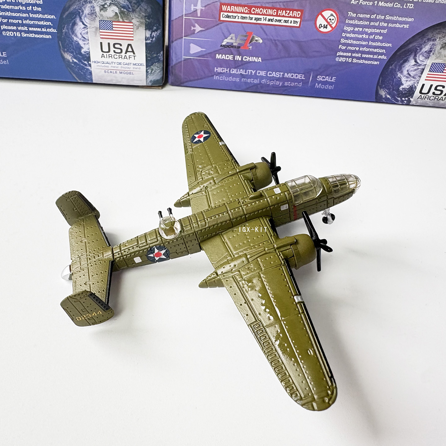 1/200 Scale WWII U.S. B-25 Mit - Model Kit Plane บทวิจารณ์และราคา